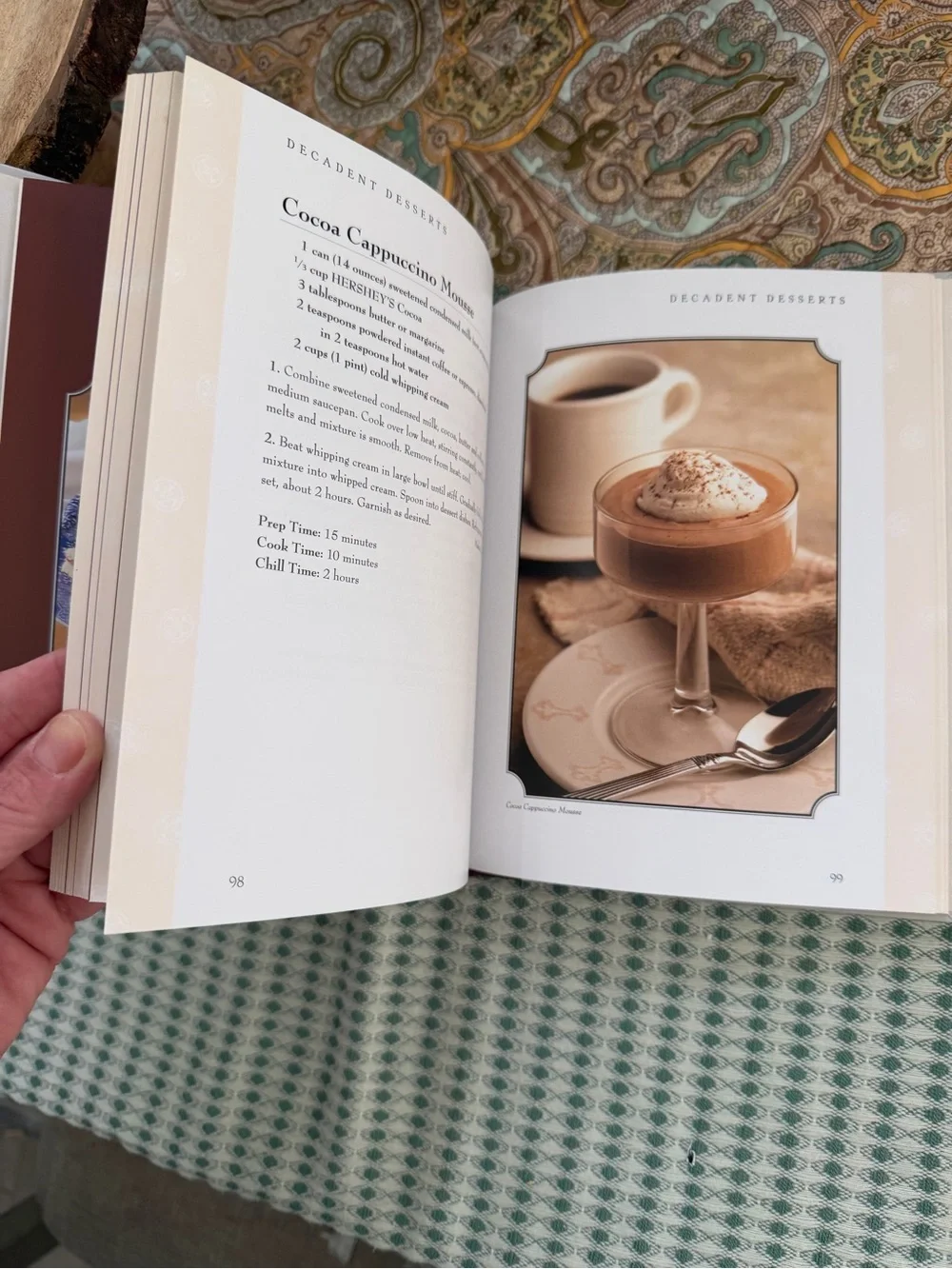 Vintage y2k HERSHEY’S CLASSIC RECIPES 2000 Cookbook Cook Book